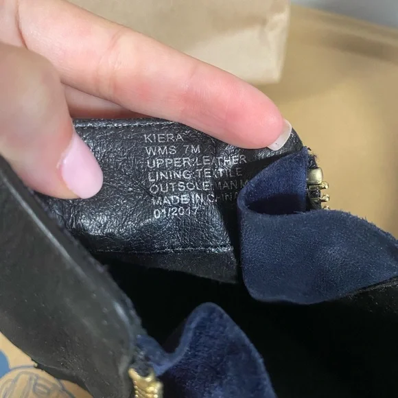 KENNETH COLE Kiera High Top Sneaker Nubuck Leather Zip Black White Contrast Sole - Picture 5 of 5